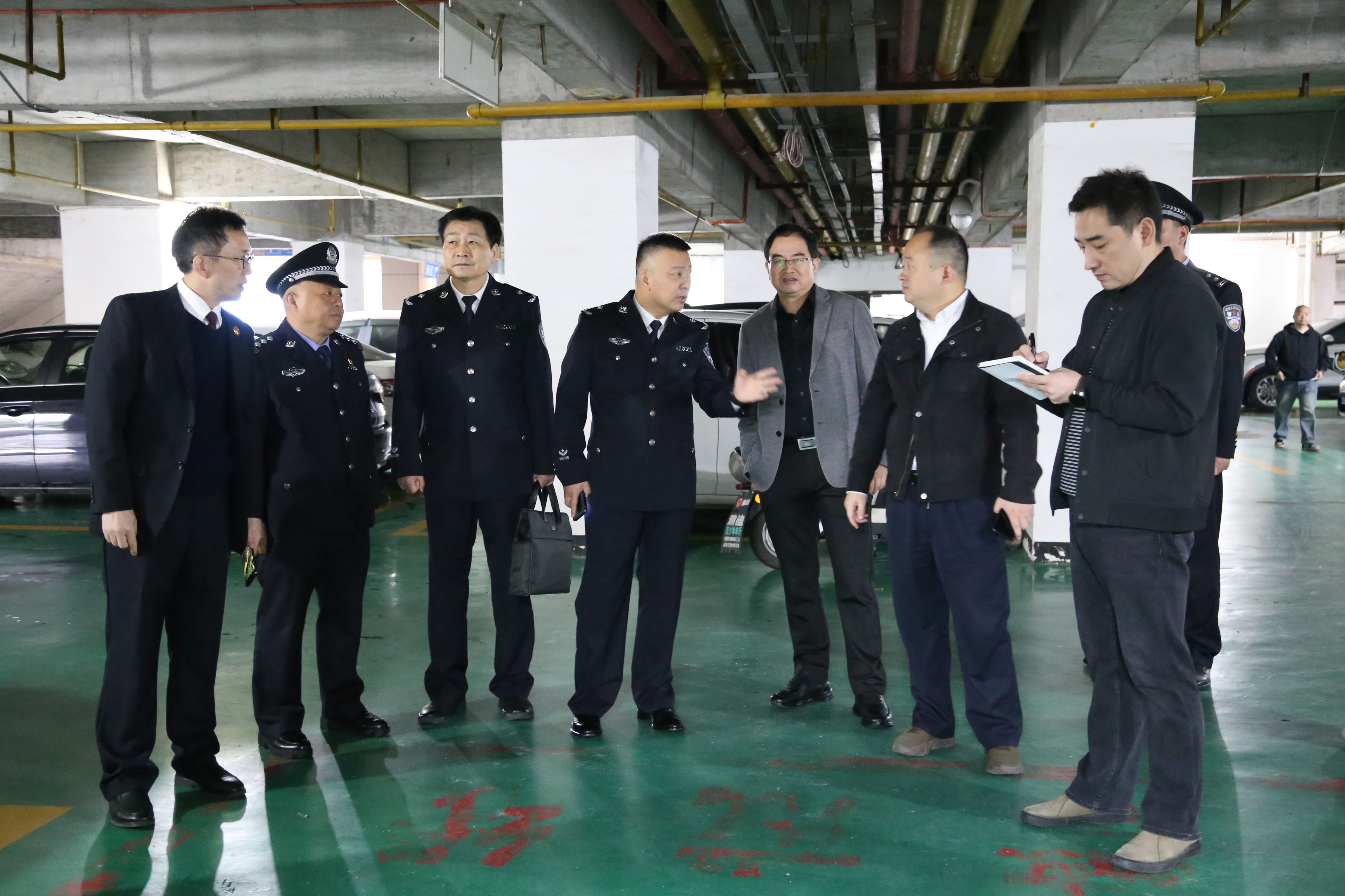 赤壁：省院司法警察总队到赤壁调研办案工作区建设及司法警察工作